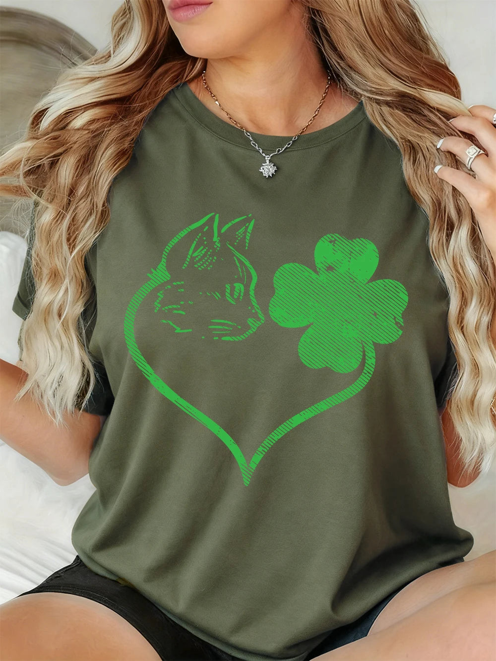 Clover Heart Cat printed T-Shirts Women – CLOSURE